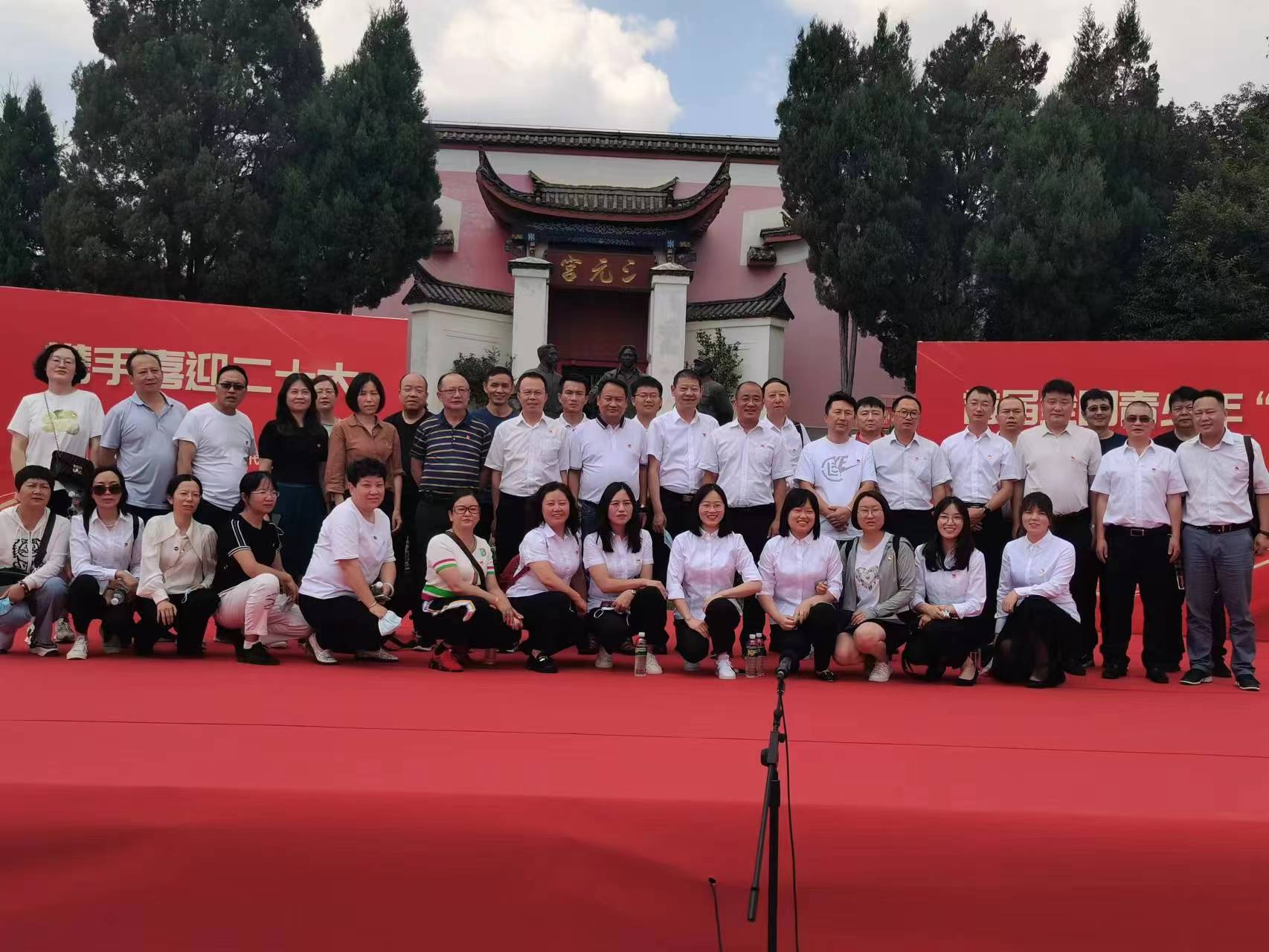 1658545980151620.jpg 2207041458000001288.jpg